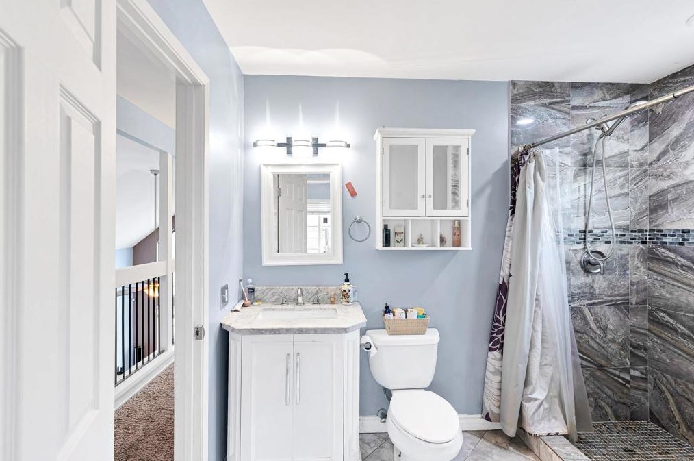 2714 Crownridge Ln, Spring Valley CA  91977-6810 exterior