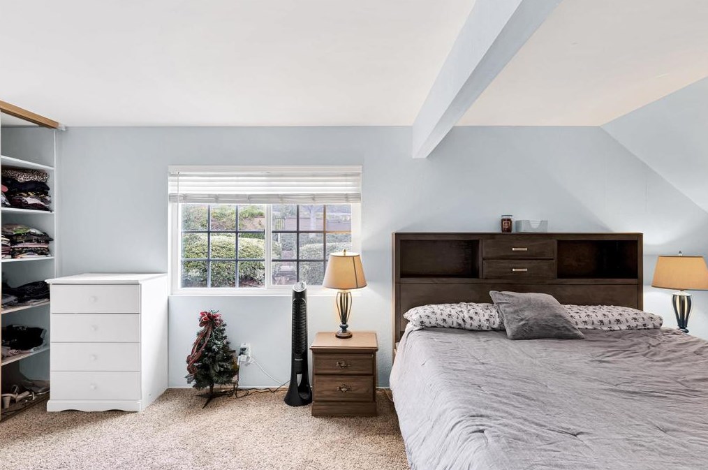 2714 Crownridge Ln, Spring Valley CA  91977-6810 exterior