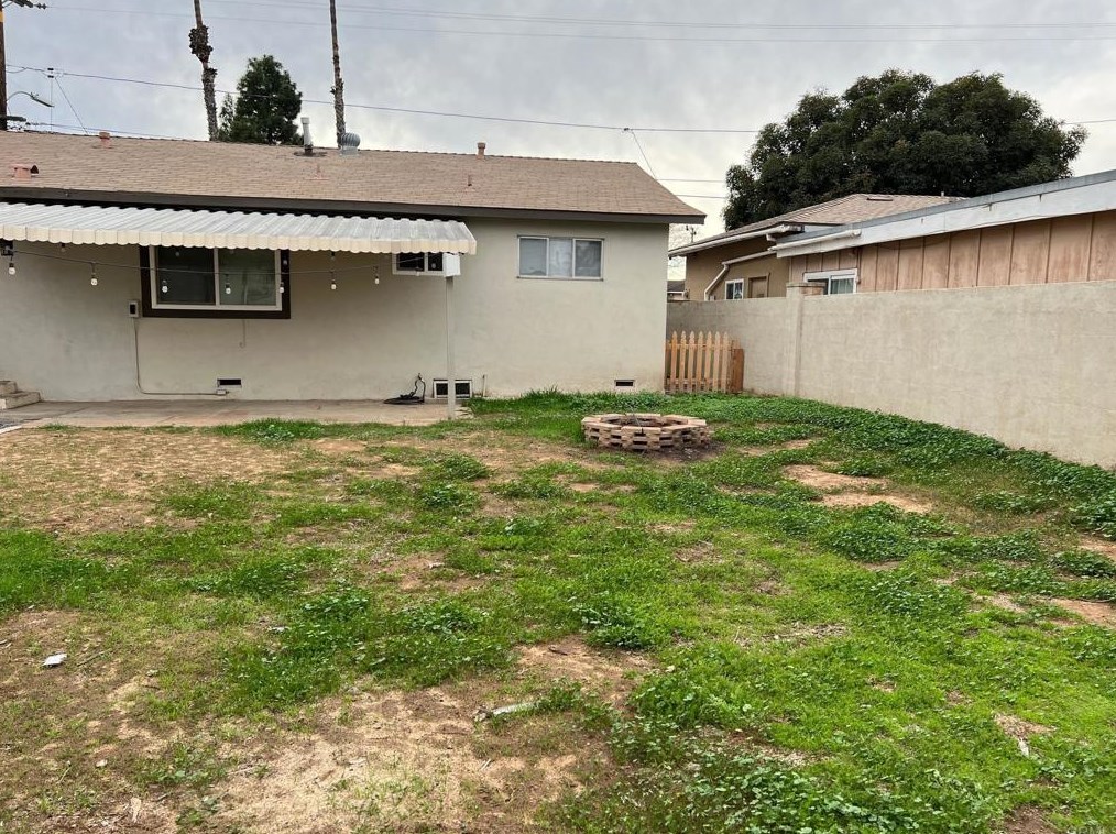 610 Erica St, Escondido CA  92027-2102 exterior