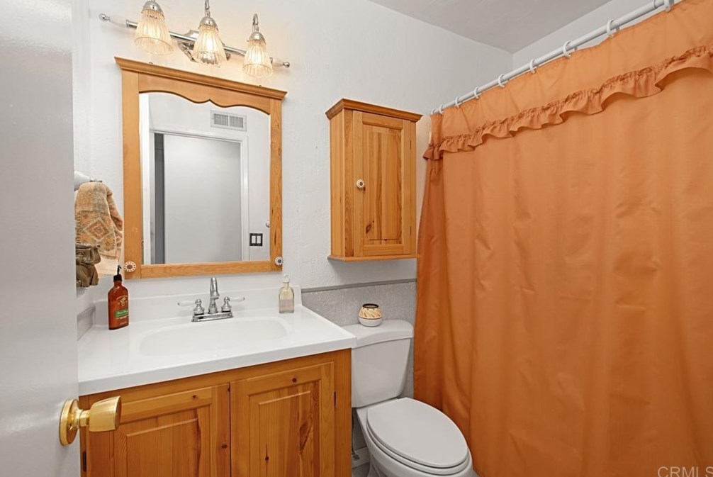 10941 Ramsgate Dr, Santee CA  92071-2823 exterior