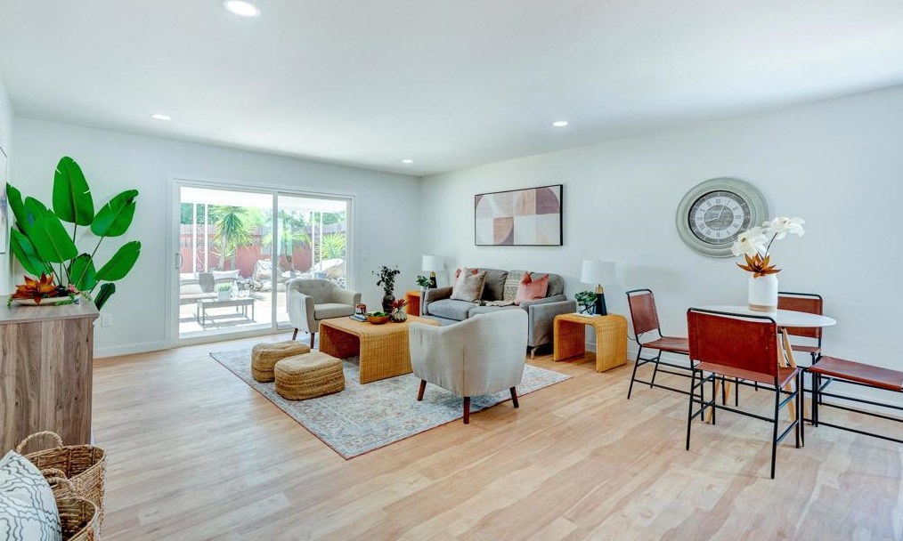 13421 Orange Blossom Ln, Poway CA  92064-2949 exterior
