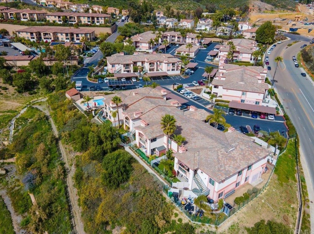 2716 Lake Pointe Dr, Spring Valley CA  91977-3486 exterior