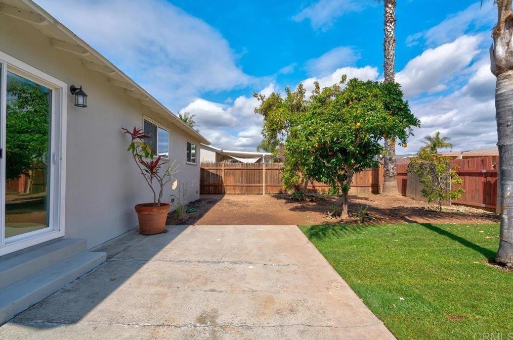 620 Camellia St, Escondido CA  92027-2027 exterior