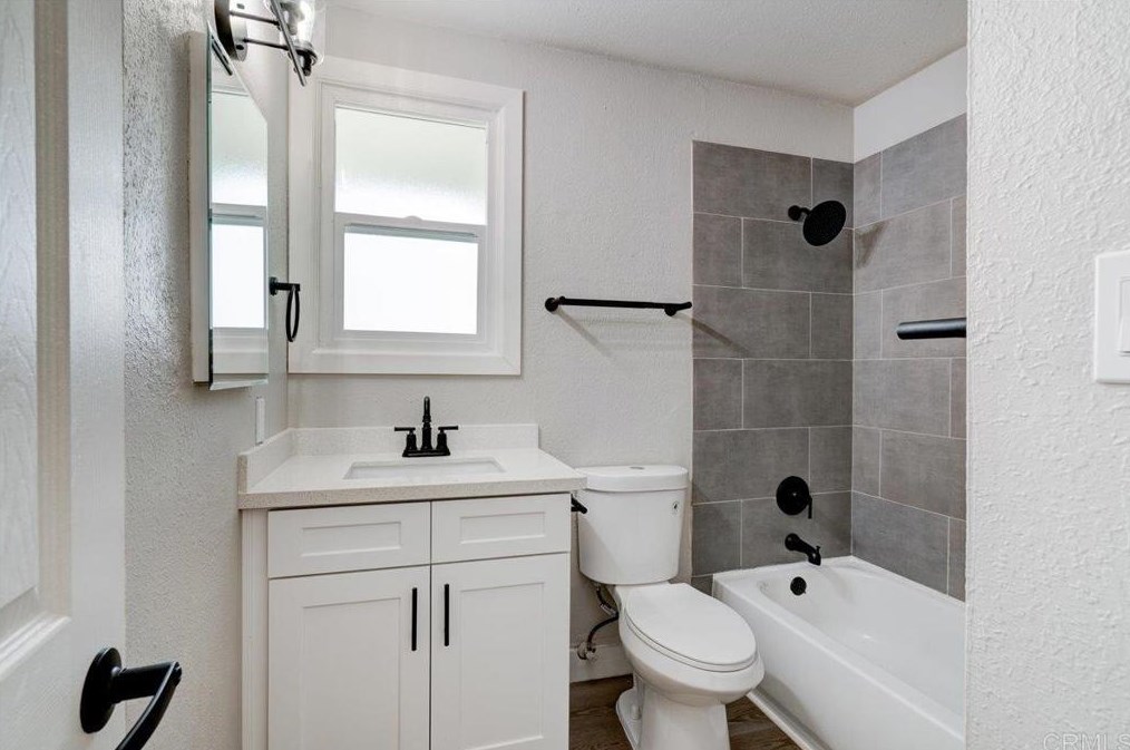 620 Camellia St, Escondido CA  92027-2027 exterior