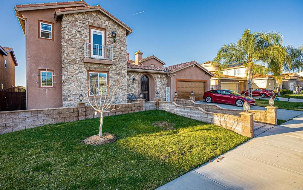 35183 Via Santa Catalina, Winchester CA  92596-8588 exterior