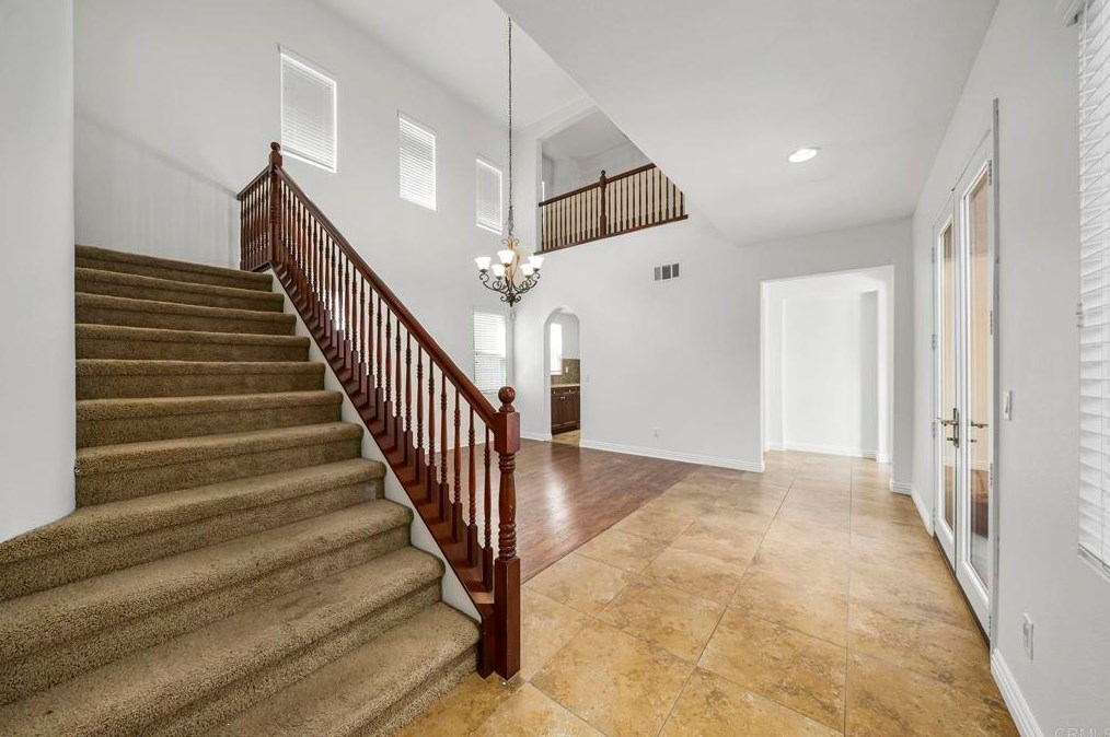 35183 Via Santa Catalina, Winchester CA  92596-8588 exterior