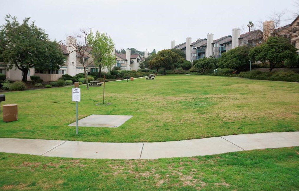 3039 Charwood Ct, Spring Valley CA  91978-1948 exterior