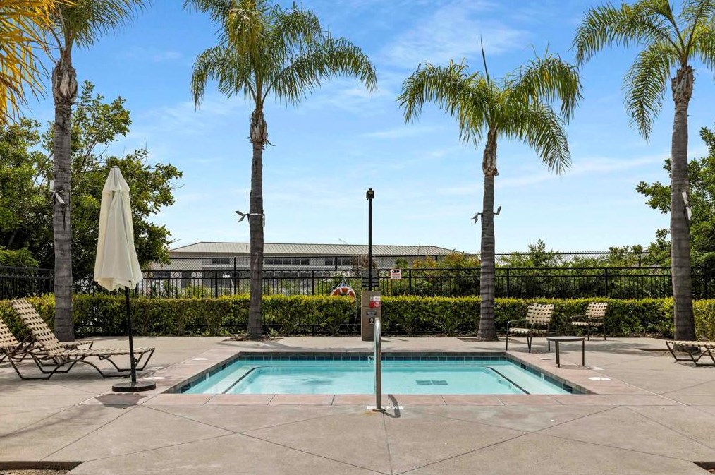 2301 Hummingbird St, Chula Vista CA  91915-2419 exterior