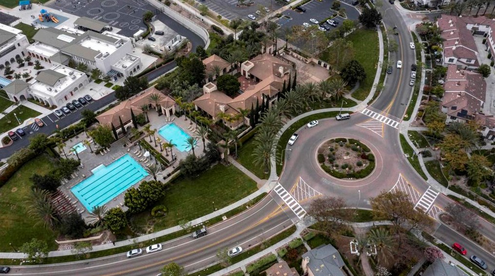 2301 Hummingbird St, Chula Vista CA  91915-2419 exterior