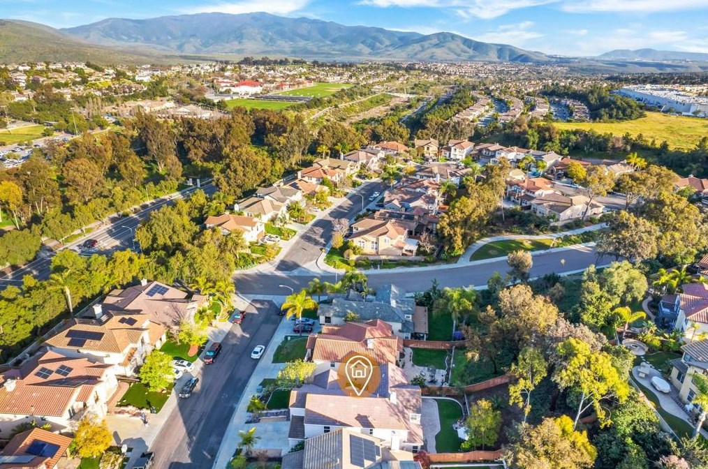 790 Esperanza Pl, Chula Vista CA  91914-2436 exterior