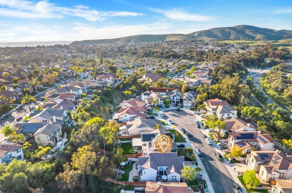 790 Esperanza Pl, Chula Vista CA  91914-2436 exterior