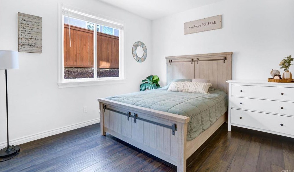 790 Esperanza Pl, Chula Vista CA  91914-2436 exterior