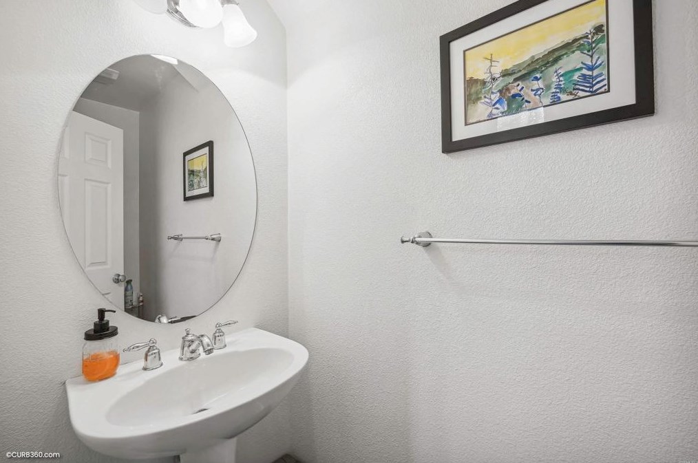 1511 Magdalena Ave, Chula Vista CA  91913-3909 exterior