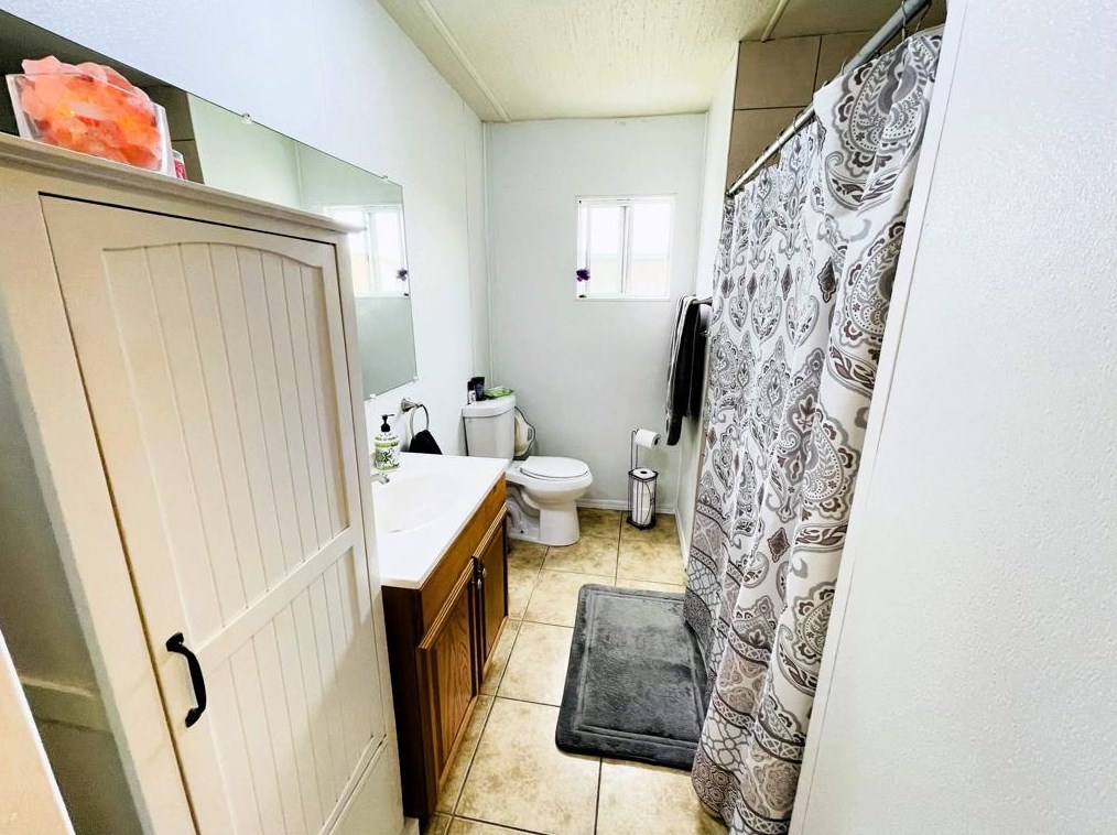 444 Anita St, Chula Vista CA  91911-4815 exterior