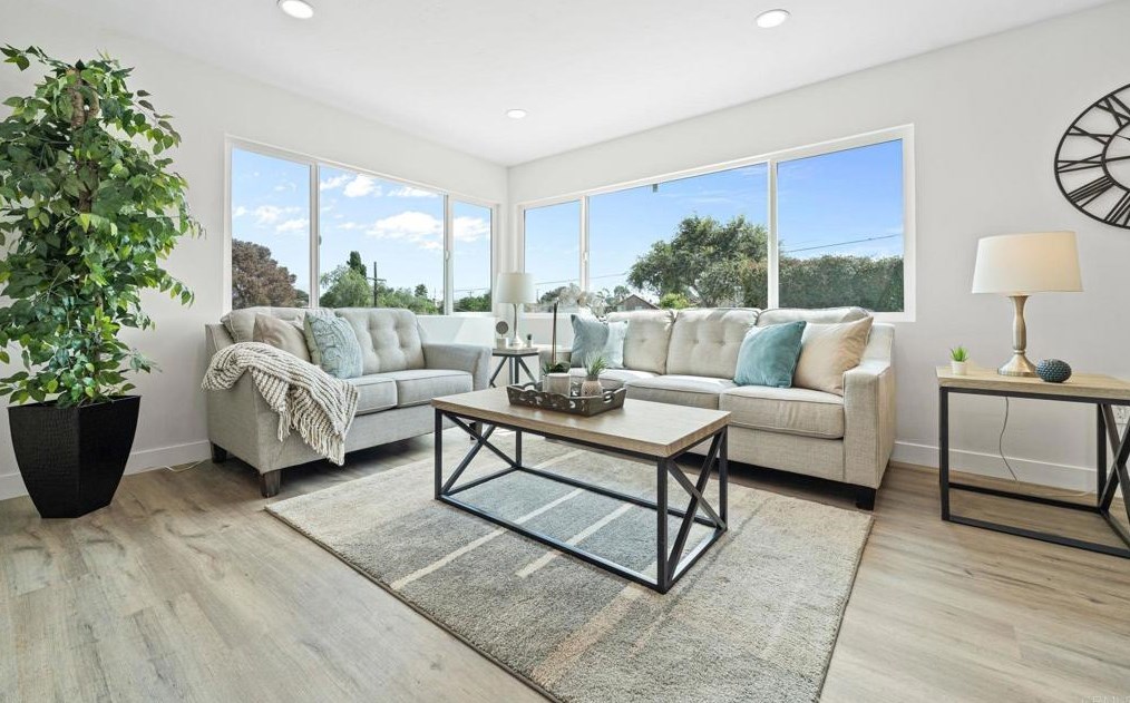 1555 Drexel Dr, Lemon Grove, CA 91945