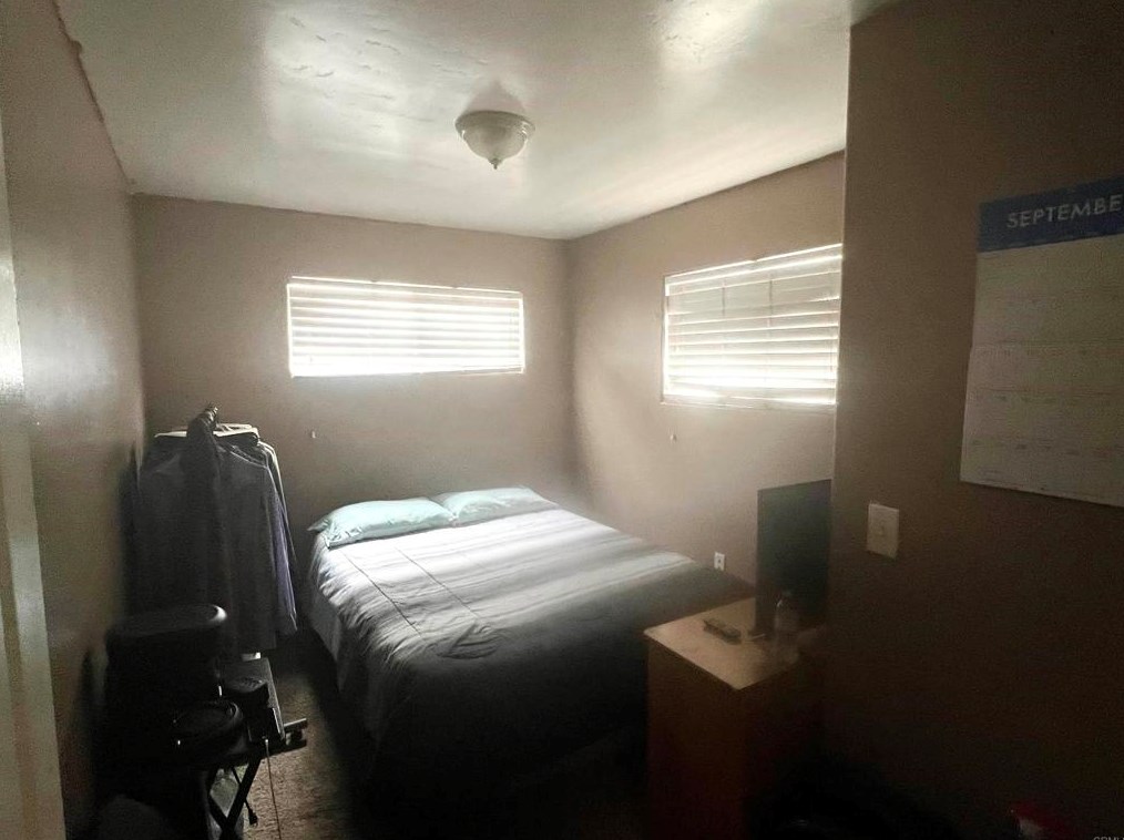 1130 Elm Ave, Chula Vista CA  91911-3307 exterior