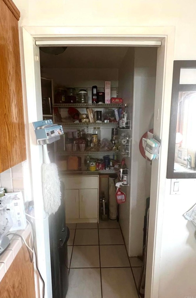 1130 Elm Ave, Chula Vista CA  91911-3307 exterior