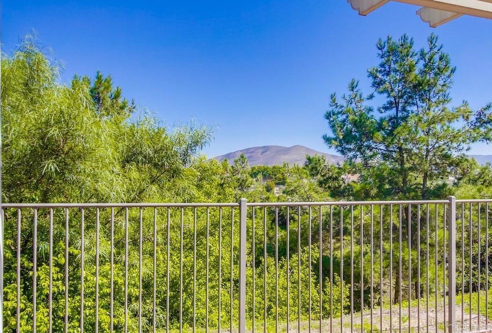 913 Bryce Cyn Ave, Chula Vista CA  91914-3601 exterior