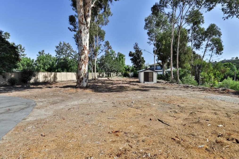 4096 Old Orchard Ln, Bonita CA  91902-2337 exterior