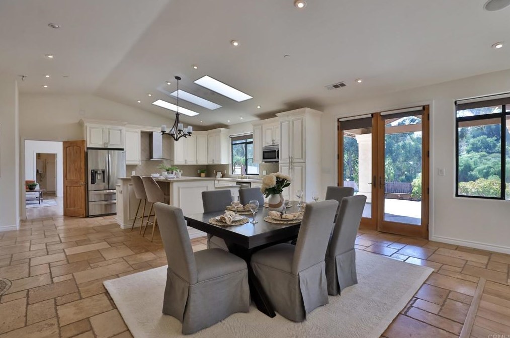 4096 Old Orchard Ln, Bonita CA  91902-2337 exterior