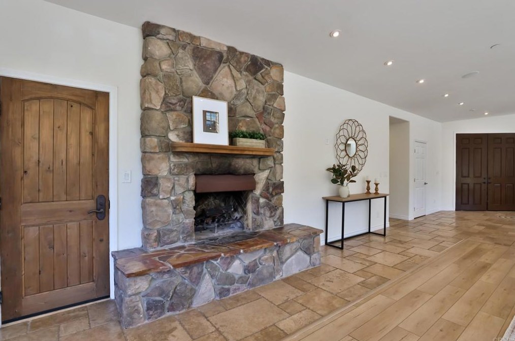 4096 Old Orchard Ln, Bonita CA  91902-2337 exterior