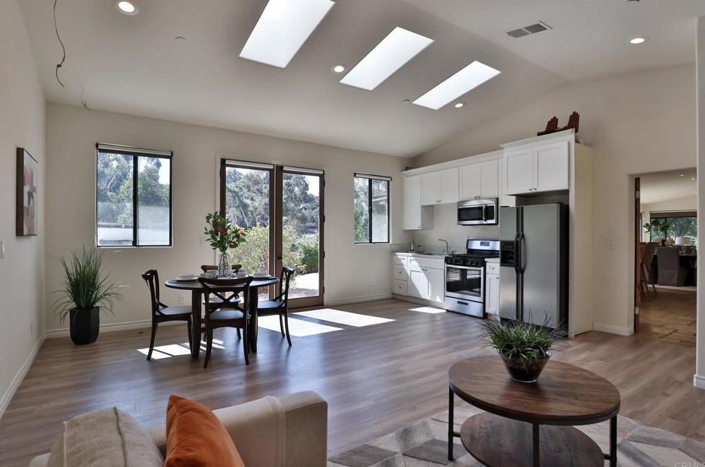 4096 Old Orchard Ln, Bonita CA  91902-2337 exterior