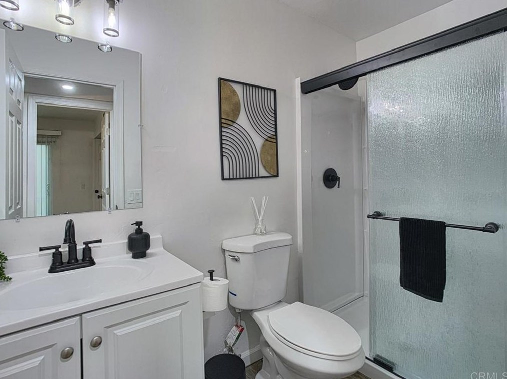 2548 Granada Ave, Spring Valley CA  91977-6723 exterior