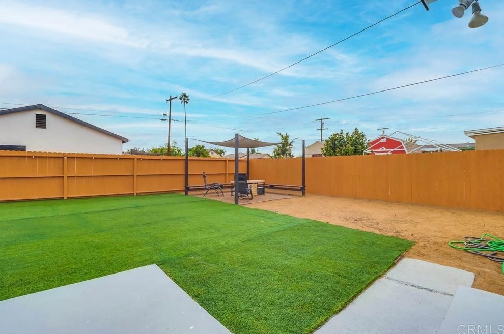 1086 Madison Ave, Chula Vista CA  91911-1614 exterior