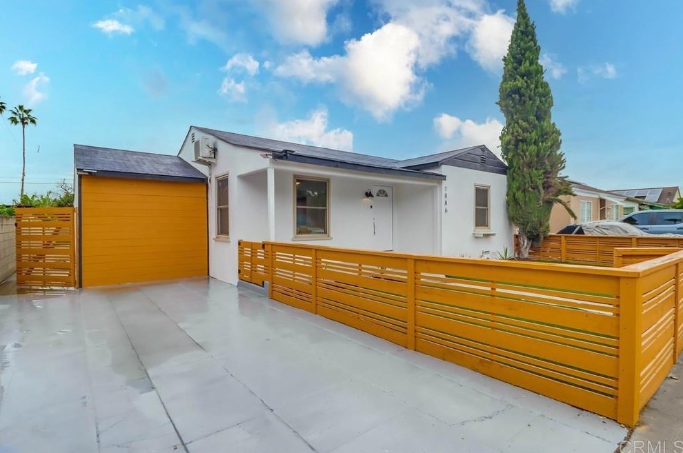 1086 Madison Ave, Chula Vista CA  91911-1614 exterior