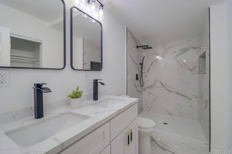 1086 Madison Ave, Chula Vista CA  91911-1614 exterior