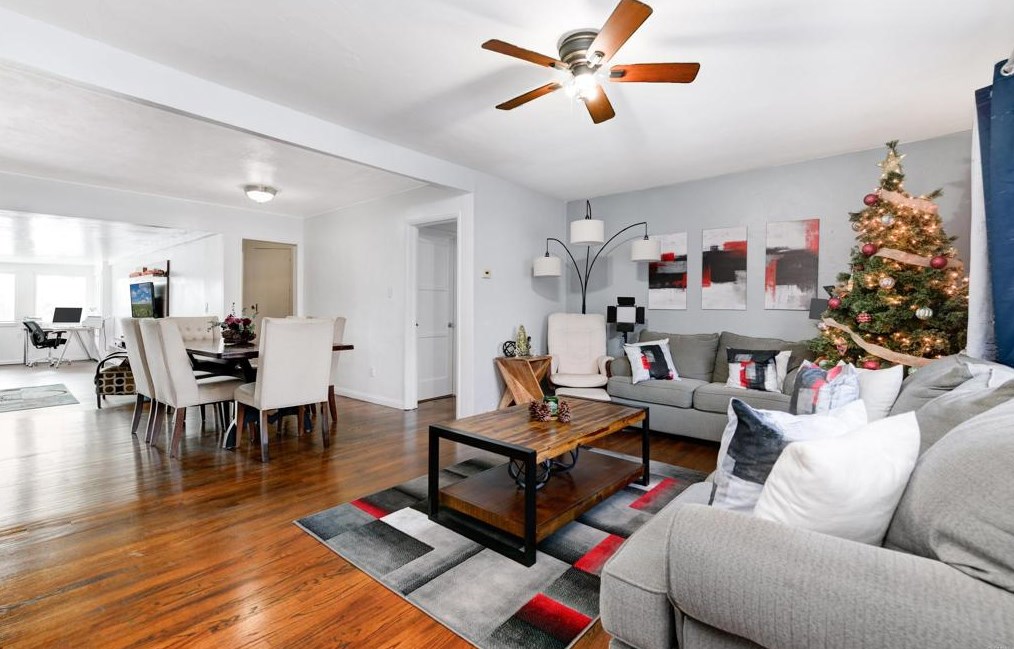 184 Halsey St, Chula Vista CA  91910-5942 exterior