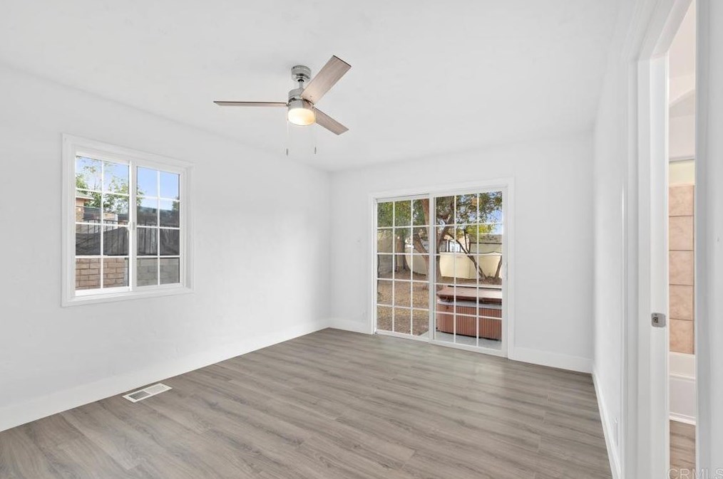 9039 Koonce Dr, Spring Valley CA  91977-2150 exterior