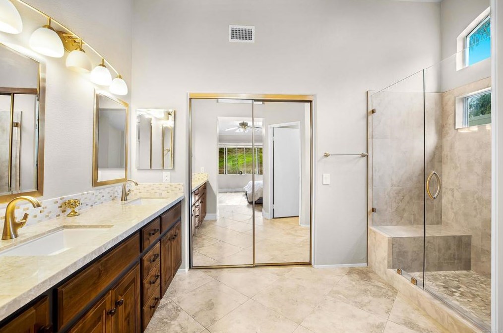 8345 County Dr, El Cajon CA  92021-8823 exterior