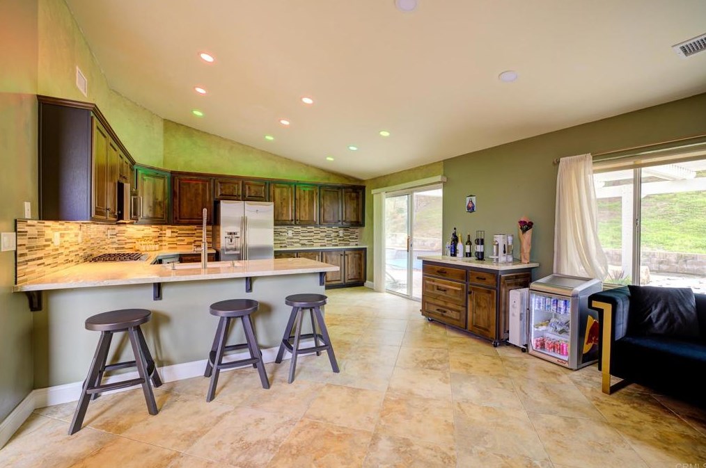 8345 County Dr, El Cajon CA  92021-8823 exterior