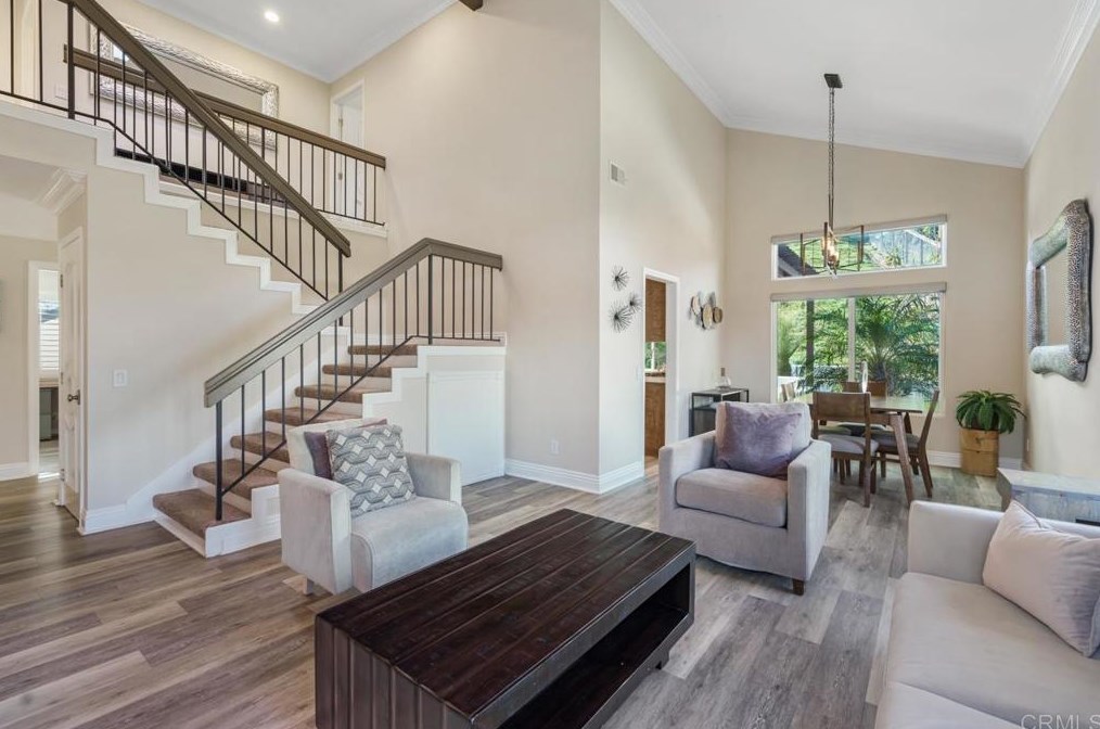 600 Redlands Pl, Bonita CA  91902-4014 exterior