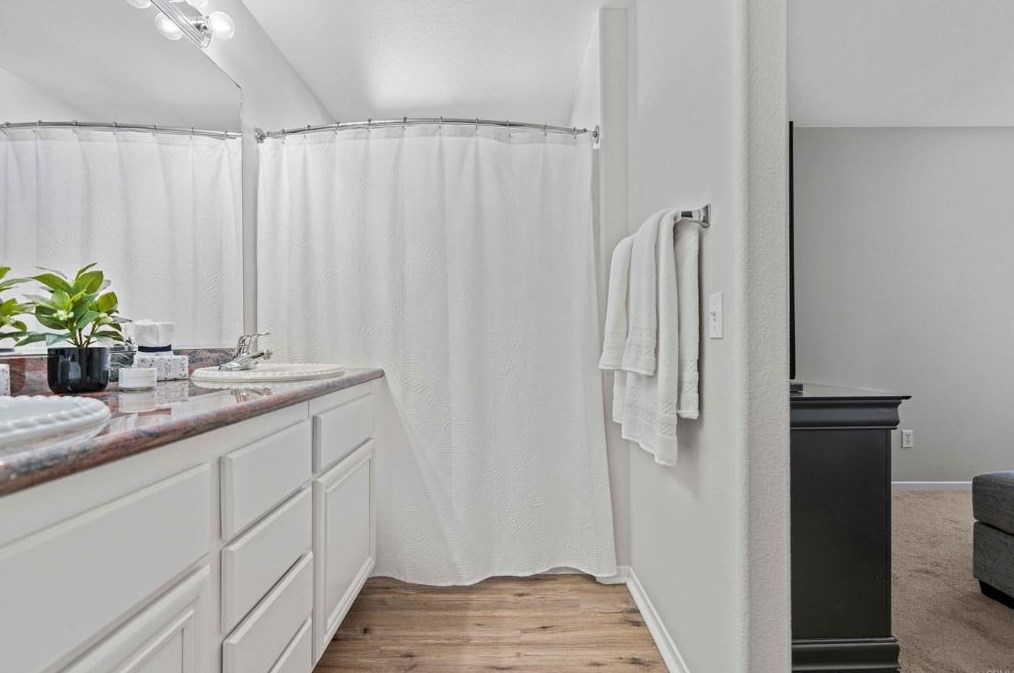 1467 Sutter Buttes St, Chula Vista CA  91913-2946 exterior