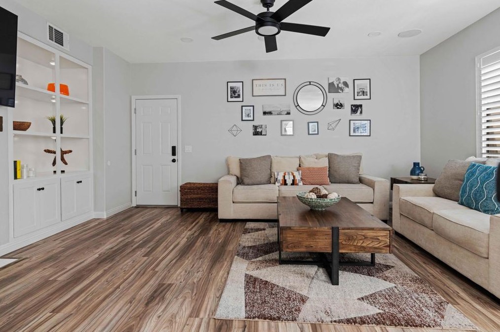 1467 Sutter Buttes St, Chula Vista CA  91913-2946 exterior