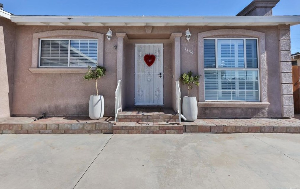 1139 Cuyamaca Ave, Chula Vista CA  91911-3505 exterior