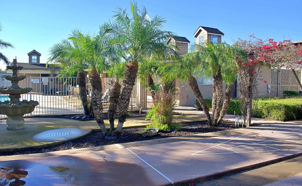 121 Orange Ave, Chula Vista CA  91911-5134 exterior