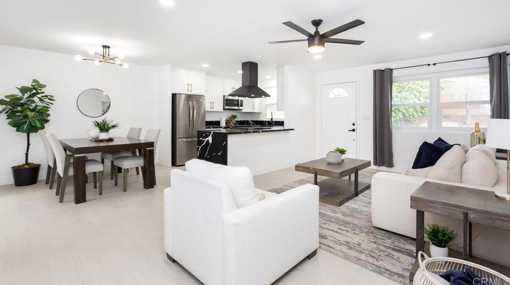 8859 Crestmore Ave, Spring Valley CA  91977-4739 exterior