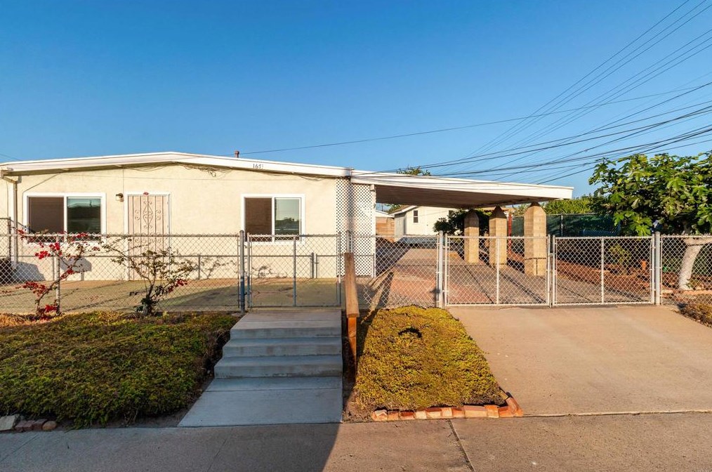 1669 Del Monte Ave, Chula Vista CA  91911-5817 exterior