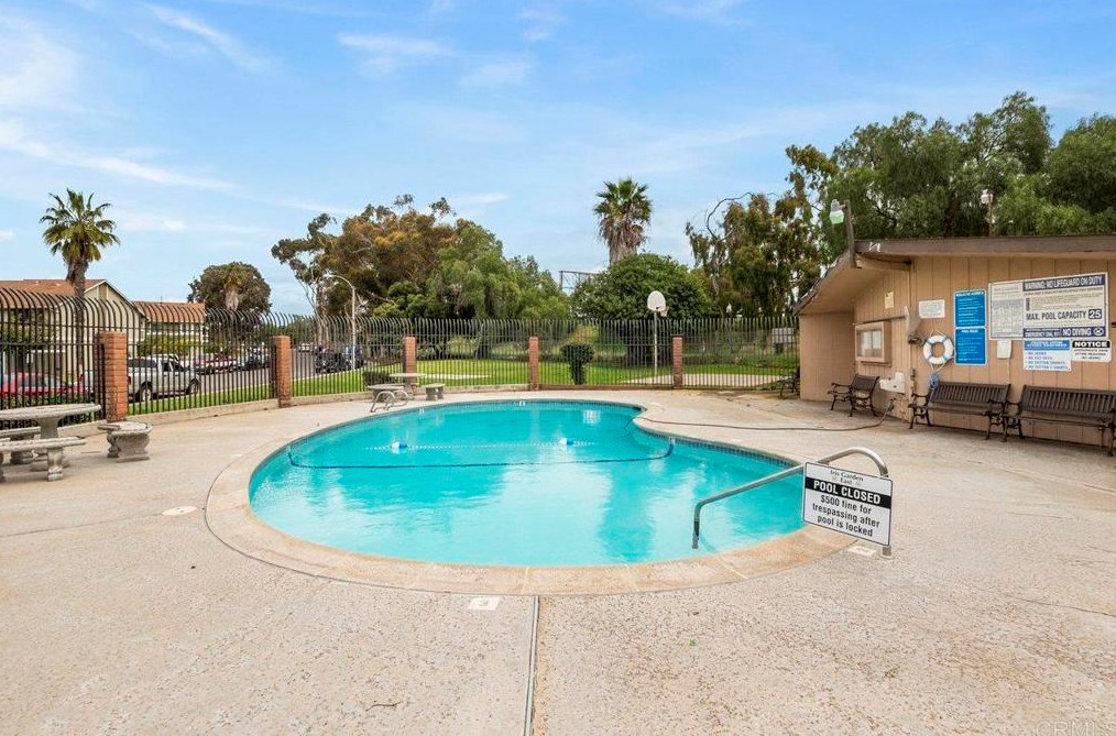 3055 Iris Ave, San Diego CA  92173-1146 exterior