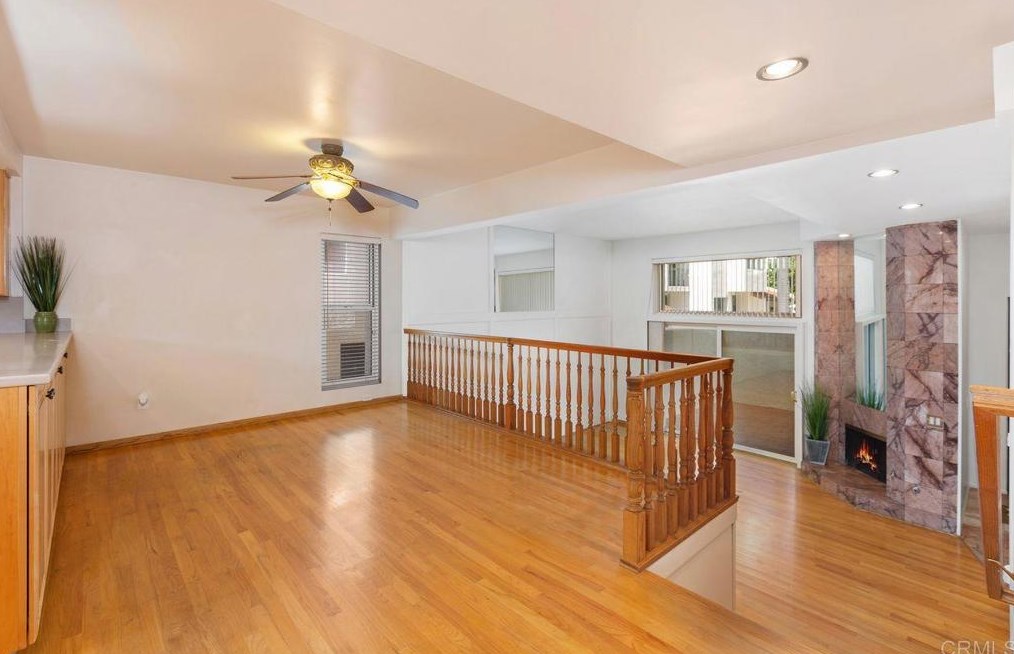 6844 Caminito Del Greco, San Diego CA 92120-2221 exterior