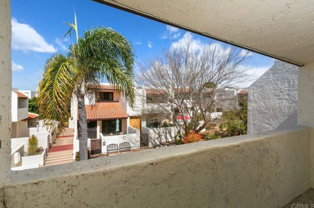 6844 Caminito Del Greco, San Diego CA 92120-2221 exterior