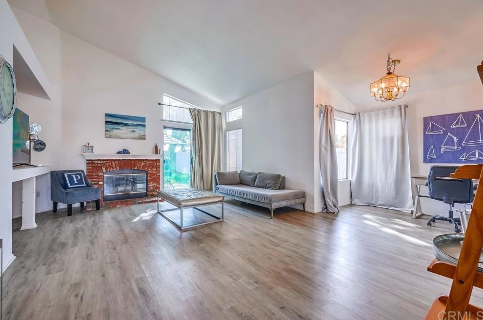 12940 Orleans Dr, Moreno Valley CA  92555-2310 exterior