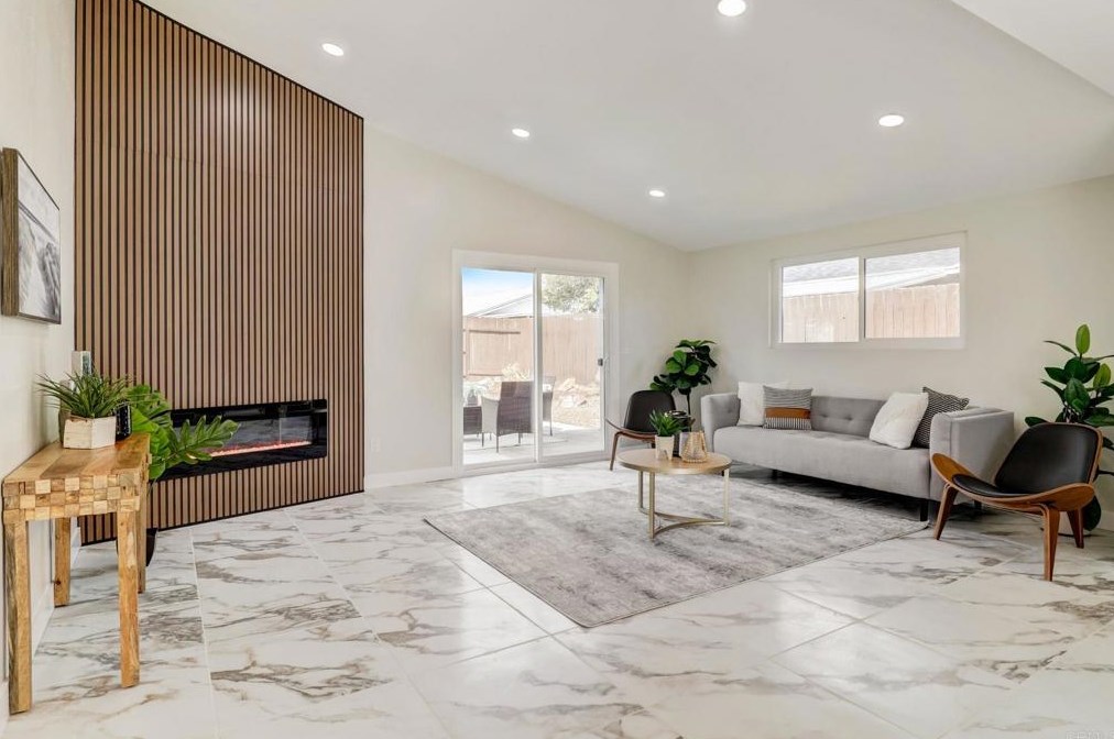 1482 Dumar Ave, El Cajon CA  92019-2523 exterior