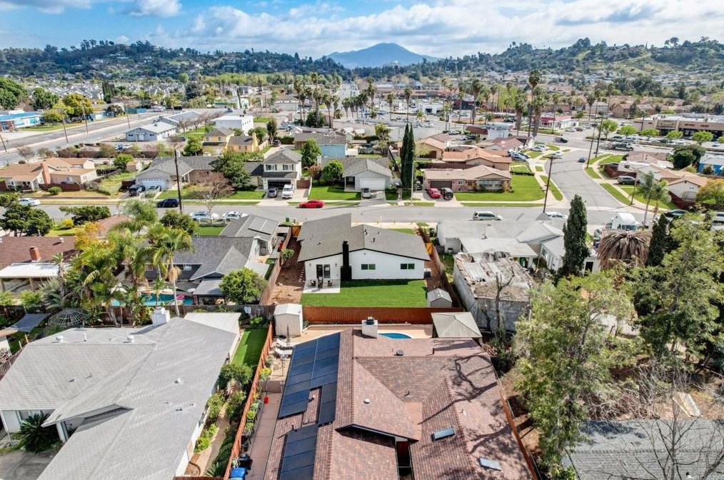 1482 Dumar Ave, El Cajon CA  92019-2523 exterior