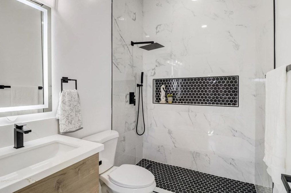 1482 Dumar Ave, El Cajon CA  92019-2523 exterior