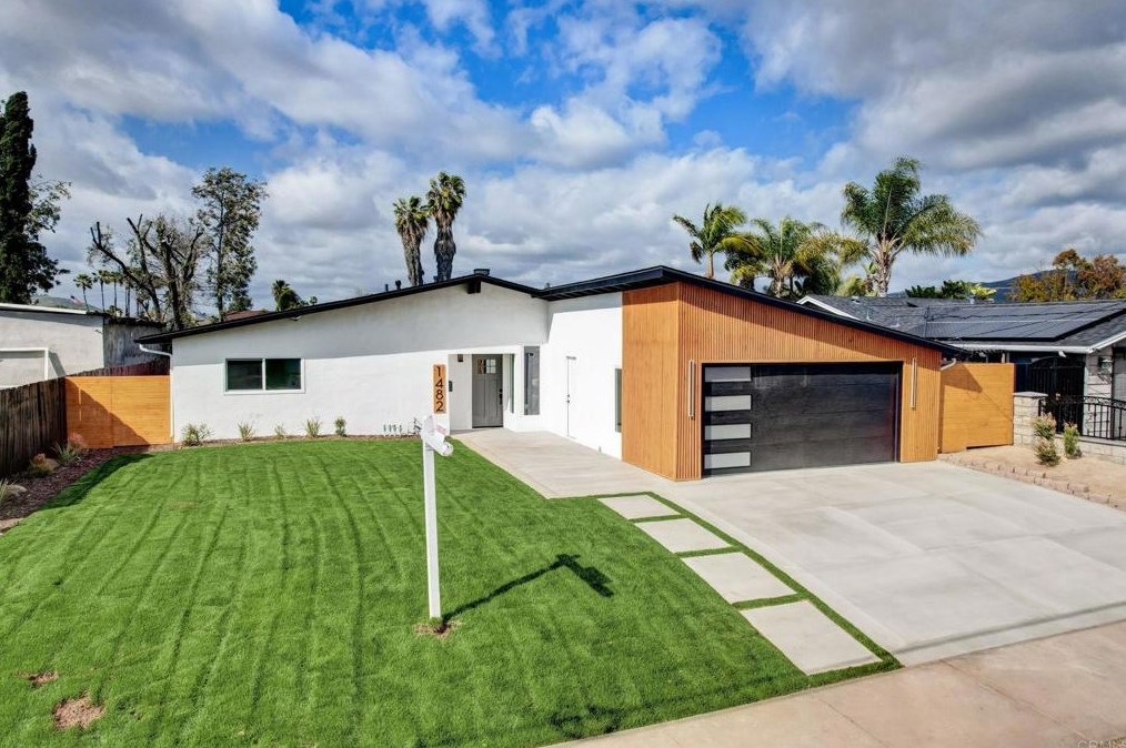 1482 Dumar Ave, El Cajon CA  92019-2523 exterior