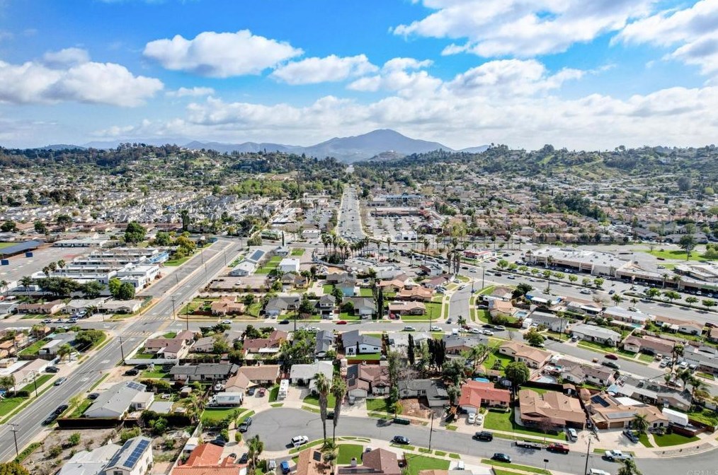 1482 Dumar Ave, El Cajon CA  92019-2523 exterior